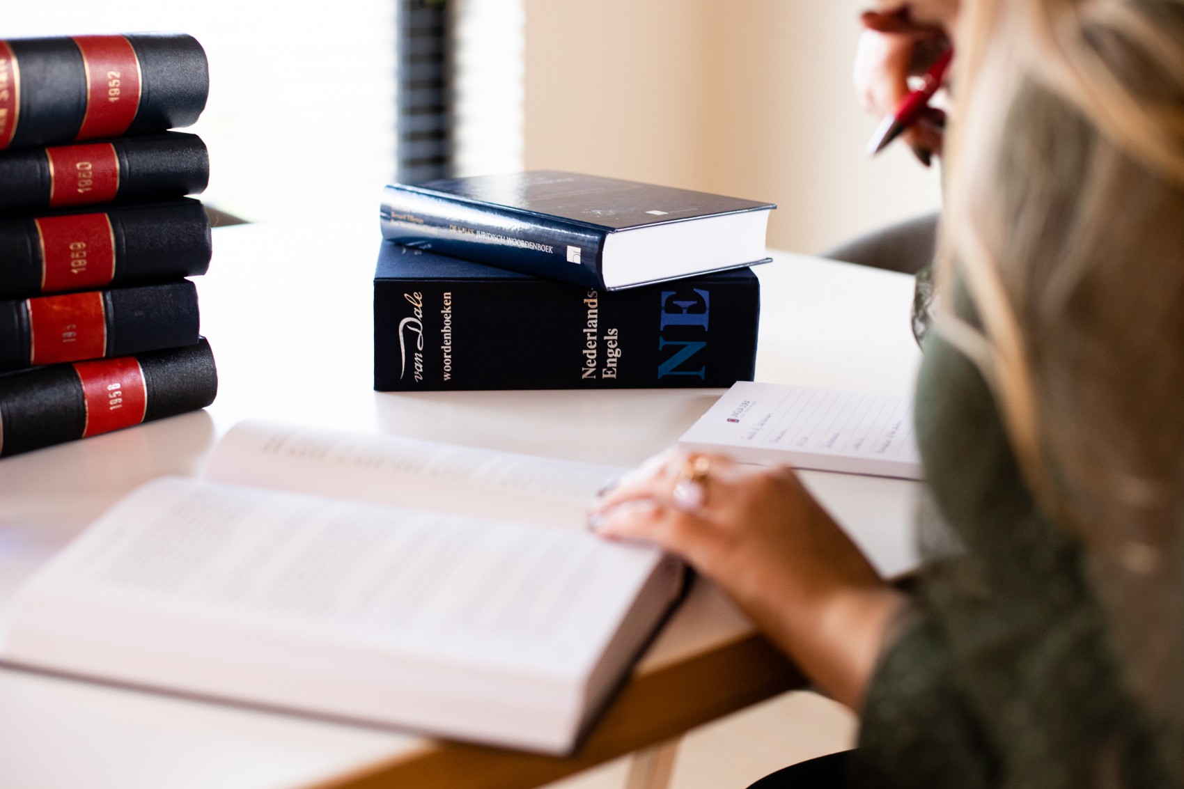 Juristische Dokumente übersetzen, anliefern, Preise, Zuschüsse Lingua